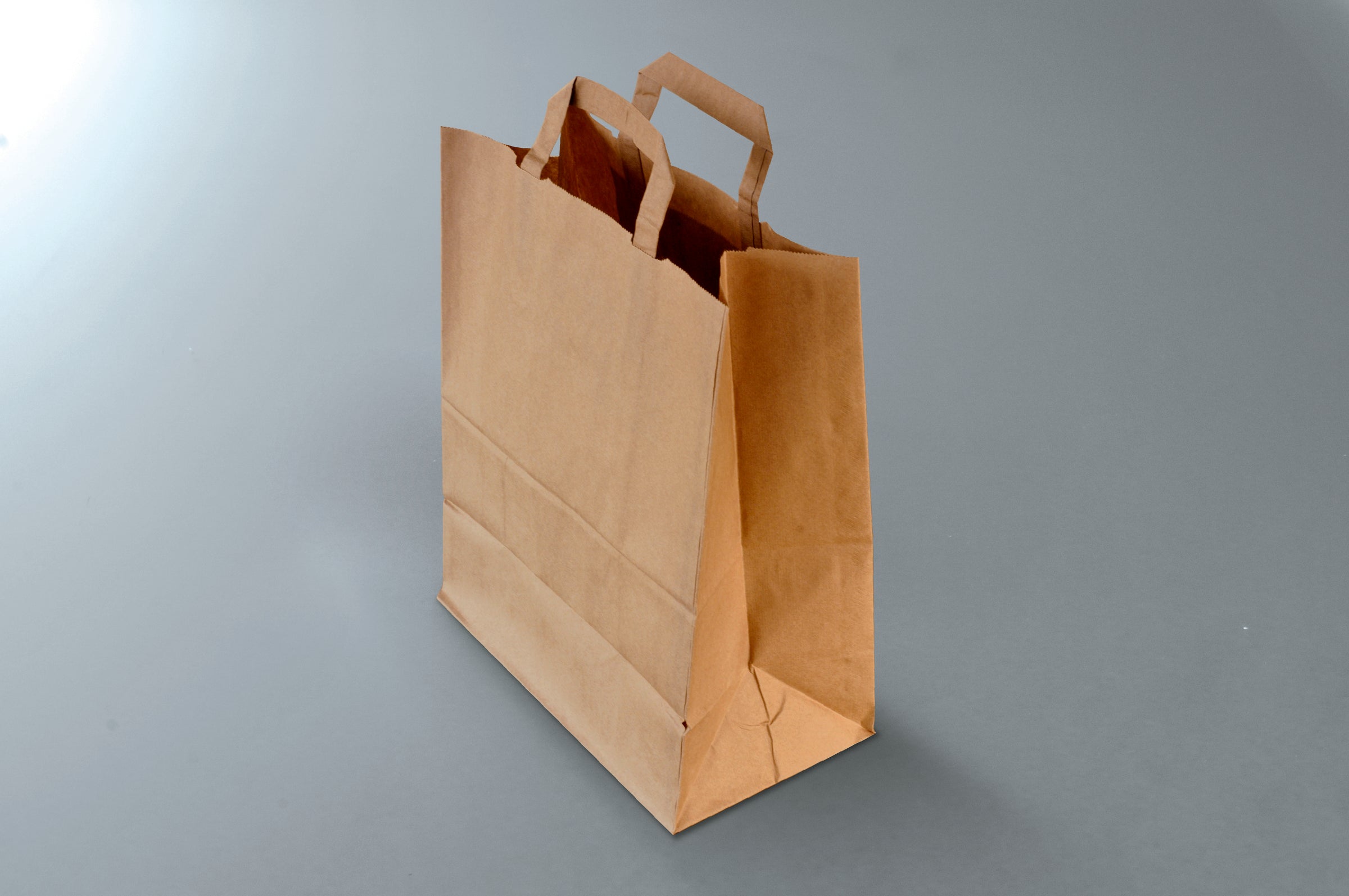 Sac cabas - Kraft brun 80gr/m2 - 26x14x32 cm ( 153148 ) (1 X 250 unités )