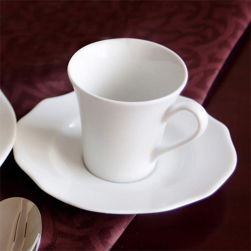 047003 - Tasse café 9cl - Porcelaine hôtelière-Asymétrique (6 X 1 unité )