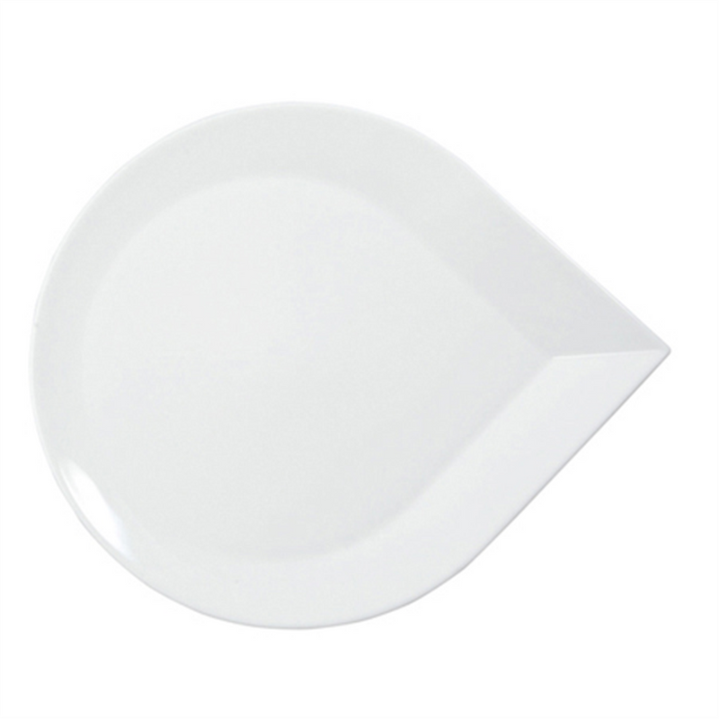 043321 - Assiette plate goutte - Porcelaine 31,5x26cm - Pearl (6 X 1 unité )