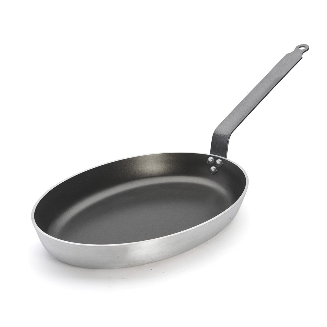 Non-stick oval frying pan 36x26x4.3 cm (082616) (1 X 1 unit)